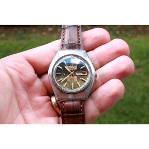Vintage 1980 Ricoh Automatic Mens Silver Watch W/daydate & Gold accents